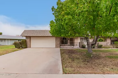 9622 W Greenhurst Drive, Sun City, AZ 85351 - Photo 1