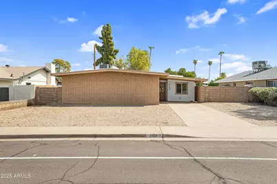 2439 S Dorsey, Tempe, AZ 85282 - Photo 1