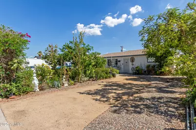 2945 W Butler Drive, Phoenix, AZ 85051 - Photo 1