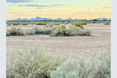 4500 N Sunset Drive #1, Eloy, AZ 85131 - Photo 1