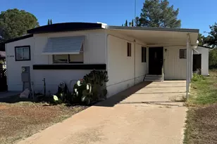 17400 E Trails End, Mayer, AZ 86333 - Photo 1