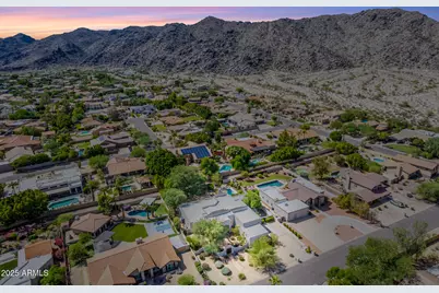 11626 S Tonalea, Phoenix, AZ 85044 - Photo 1