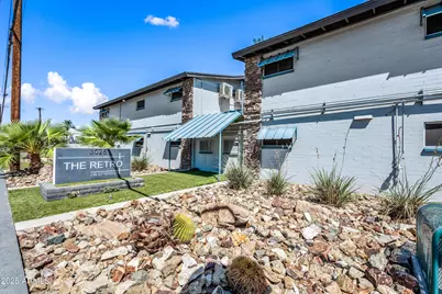 3025 N 32nd Street #Apt 53, Phoenix, AZ 85018 - Photo 1