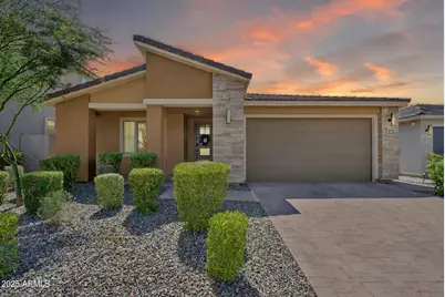 5939 E Abraham Lane, Phoenix, AZ 85054 - Photo 1