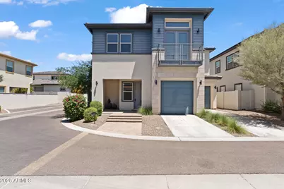 1555 E Ocotillo Road #16, Phoenix, AZ 85014 - Photo 1