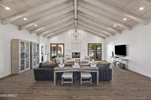 8817 N 58th Pl, Paradise Valley, AZ 85253 - Photo 1