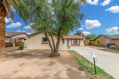 7132 W Verde Lane, Phoenix, AZ 85033 - Photo 1