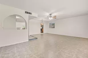 12154 S Ki Rd, Phoenix, AZ 85044 - Photo 9