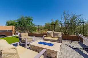 2235 E Saguaro Park Ln, Phoenix, AZ 85024 - Photo 39