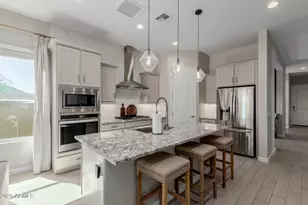 2235 E Saguaro Park Ln, Phoenix, AZ 85024 - Photo 11