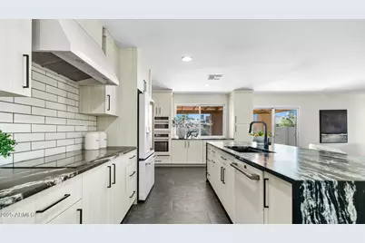 1728 S Rogers Circle, Mesa, AZ 85202 - Photo 1