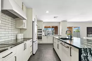 1728 S Rogers Cir, Mesa, AZ 85202 - Photo 1