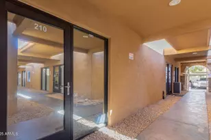 8821 N 7th St, Phoenix, AZ 85020 - Photo 1