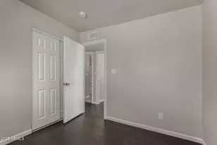 4228 S 19th Pl, Phoenix, AZ 85040 - Photo 13