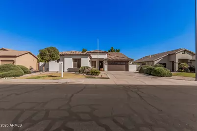 10529 E Posada Avenue, Mesa, AZ 85212 - Photo 1