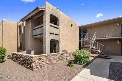 3825 E Camelback Road #Unit 104, Phoenix, AZ 85018 - Photo 1