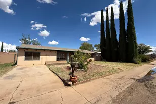 565 Raymond Dr, Sierra Vista, AZ 85635 - Photo 1