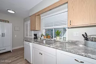 13441 N 109th Ave, Sun City, AZ 85351 - Photo 11
