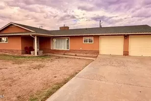 301 W Gilmore St, Winslow, AZ 86047 - Photo 1