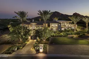 5729 E Joshua Tree Ln, Paradise Valley, AZ 85253 - Photo 1