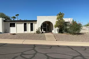 2515 E Claire Dr, Phoenix, AZ 85032 - Photo 1