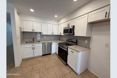 4217 W Medlock Drive, Phoenix, AZ 85019 - Photo 1