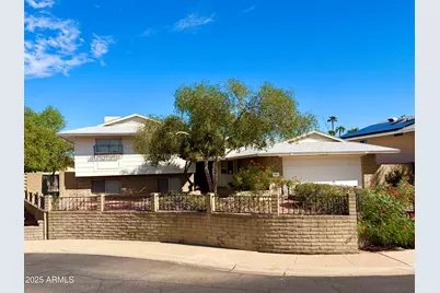 14225 N 33rd Drive, Phoenix, AZ 85053 - Photo 1