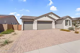18570 W Honeysuckle Dr, Wittmann, AZ 85361 - Photo 1