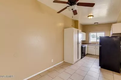 7113 N 68th Drive #1, Glendale, AZ 85303 - Photo 1