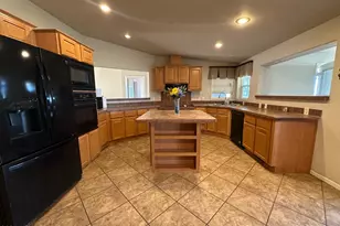 13401 E Walts Way, Vail, AZ 85641 - Photo 11