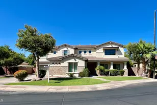 2270 S Emerson Pl, Chandler, AZ 85286 - Photo 1