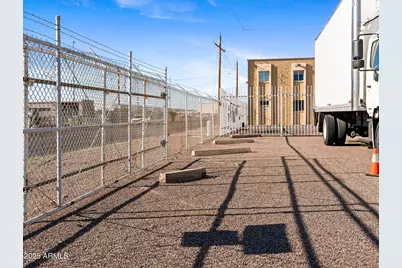 4239 N 40th Avenue, Phoenix, AZ 85019 - Photo 33