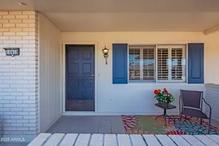 10610 W Saratoga Cir, Sun City, AZ 85351 - Photo 1