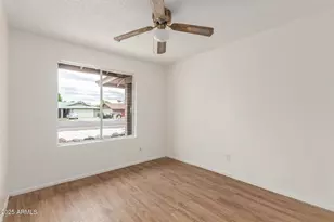 9646 N 47th Ave, Glendale, AZ 85302 - Photo 19