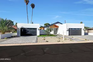 6050 E Hollyhock St, Phoenix, AZ 85018 - Photo 1