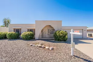 10737 W Brookside Dr, Sun City, AZ 85351 - Photo 1