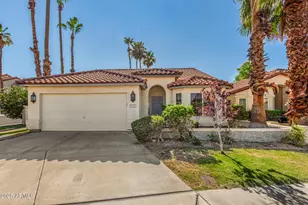 9258 S 51st St, Phoenix, AZ 85044 - Photo 1