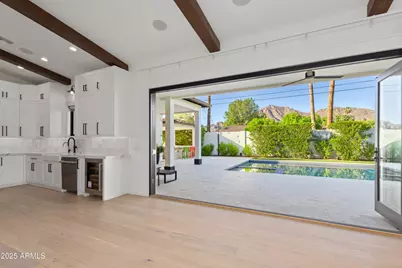 5612 E Calle Del Paisano --, Phoenix, AZ 85018 - Photo 1