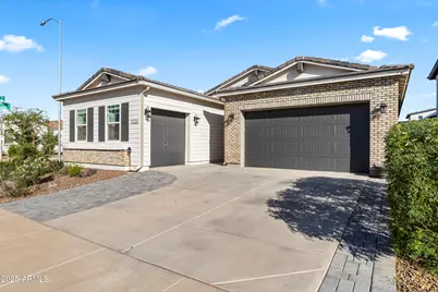 11026 E Utopia Avenue, Mesa, AZ 85212 - Photo 1