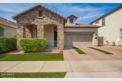 10452 E Natal Avenue, Mesa, AZ 85209 - Photo 1