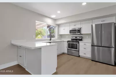 4309 E Alta Mesa Avenue, Phoenix, AZ 85044 - Photo 1