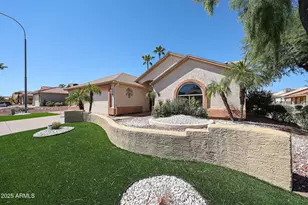 6926 S Oakmont Dr, Chandler, AZ 85249 - Photo 1