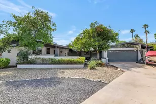 5301 E Mitchell Dr, Phoenix, AZ 85018 - Photo 1