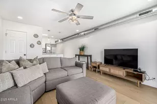 6810 N 35th Ave, Phoenix, AZ 85017 - Photo 1