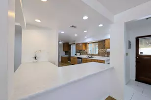 2443 E Earll Dr, Phoenix, AZ 85016 - Photo 1