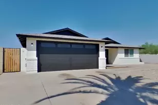 2308 N Arrowhead, Chandler, AZ 85224 - Photo 1