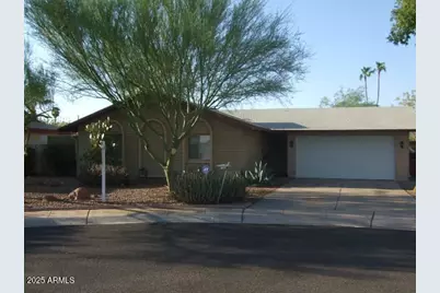8608 E Whitton Avenue, Scottsdale, AZ 85251 - Photo 1