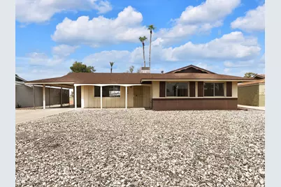 10414 W Sun City Boulevard, Sun City, AZ 85351 - Photo 1