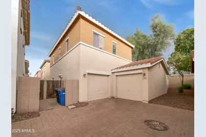 4704 E Laurel Avenue, Gilbert, AZ 85234 - Photo 1