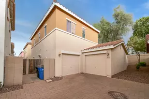 4704 E Laurel Ave, Gilbert, AZ 85234 - Photo 1